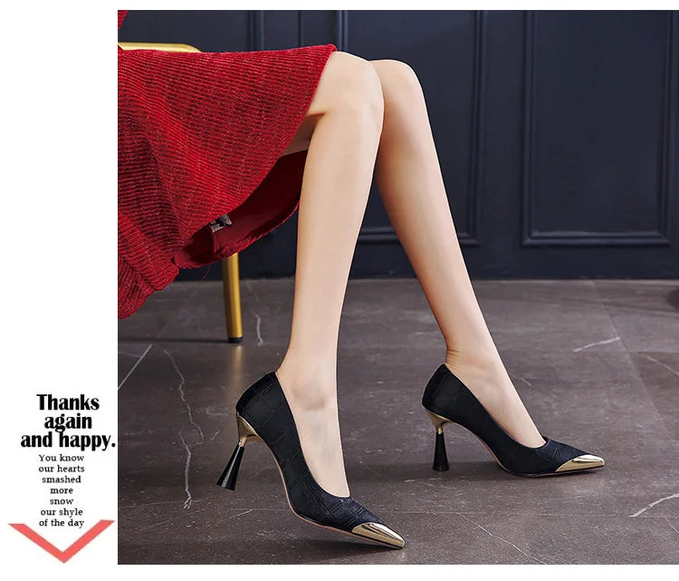 ZLAH Women's 'Metallic Edge' Pointed-Toe Pump