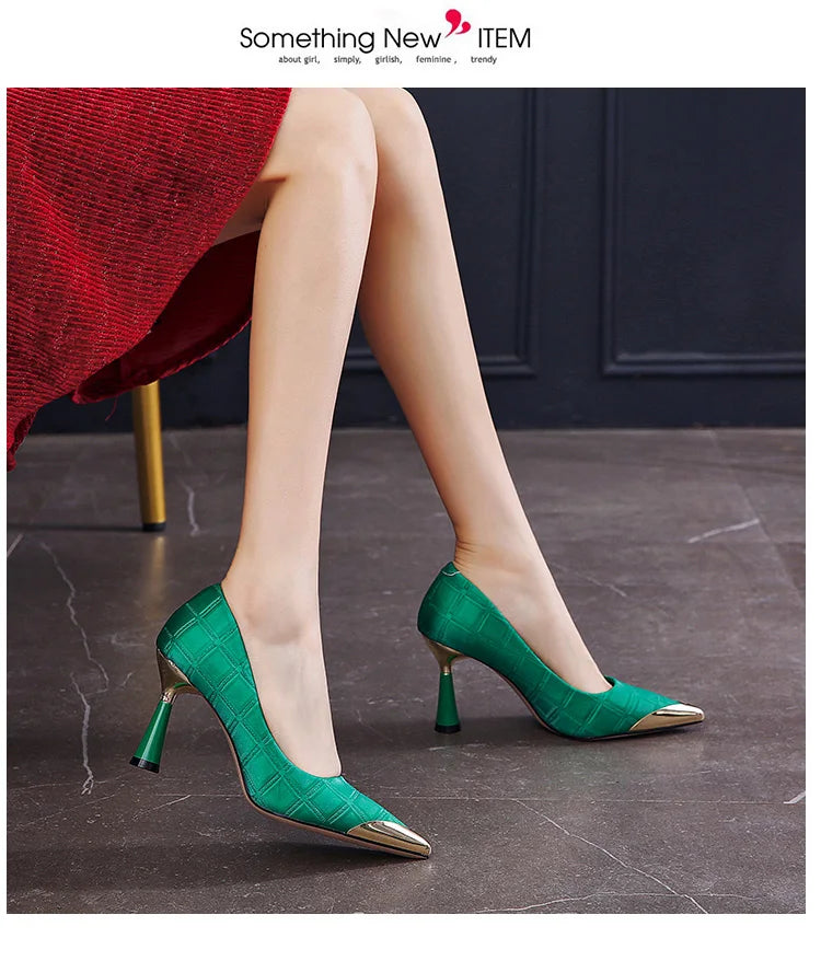 ZLAH Women's 'Metallic Edge' Pointed-Toe Pump