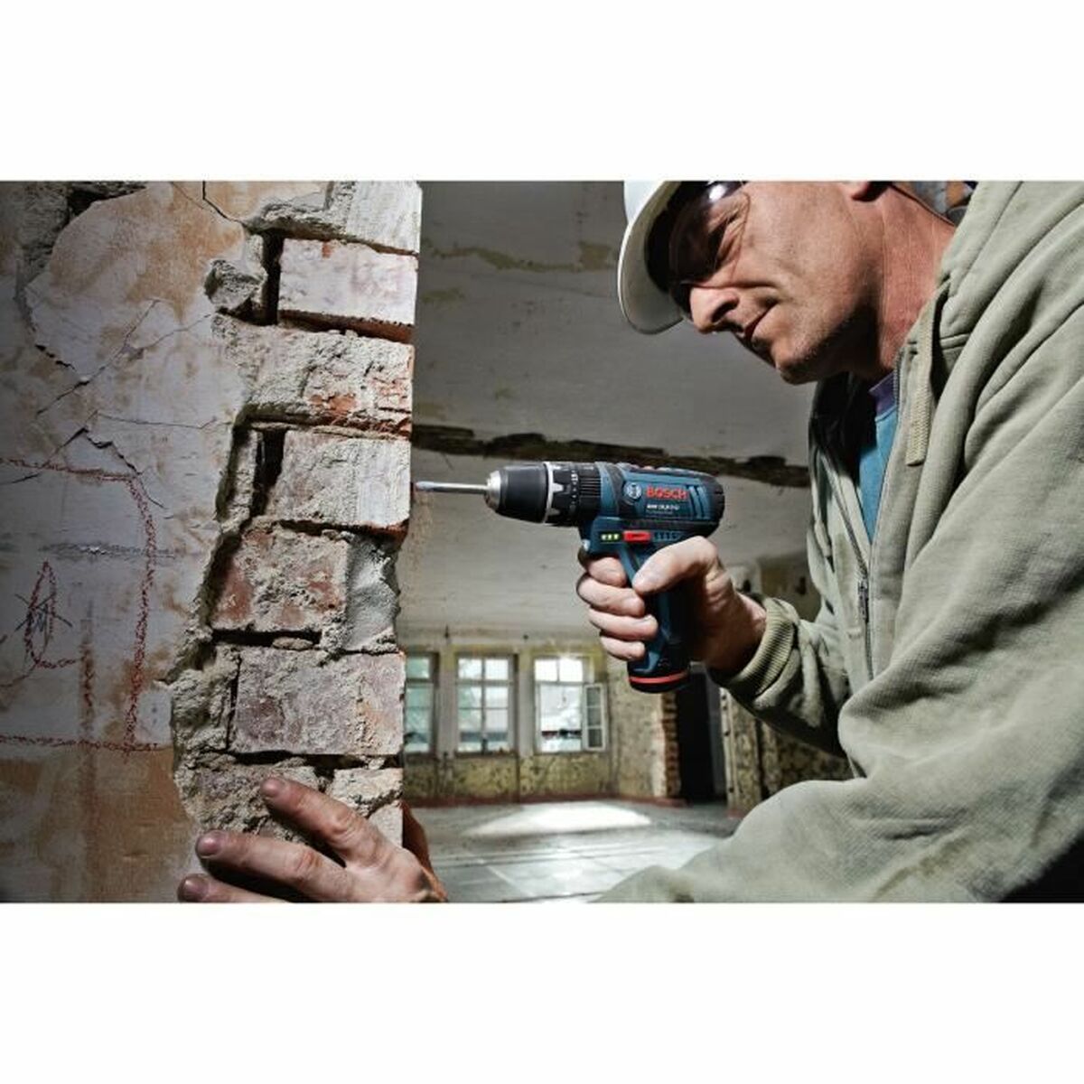 Drill drivers BOSCH 060186810F 30 Nm-1