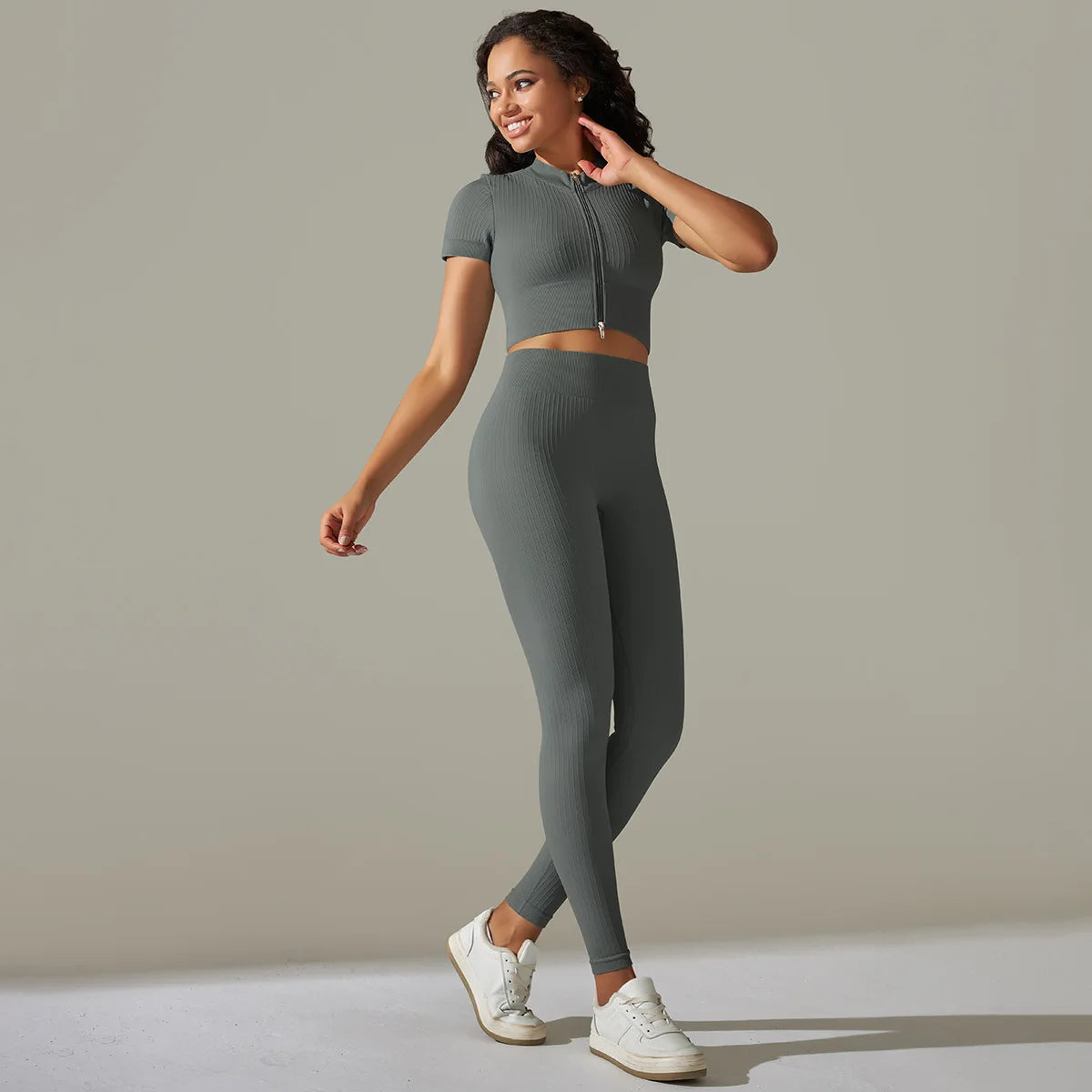 Women's Quarter-Zip Workout Set with High-Waist Tights