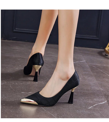 ZLAH Women's 'Metallic Edge' Pointed-Toe Pump