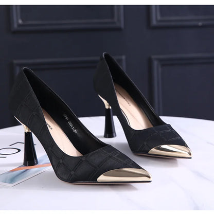 ZLAH Women's 'Metallic Edge' Pointed-Toe Pump