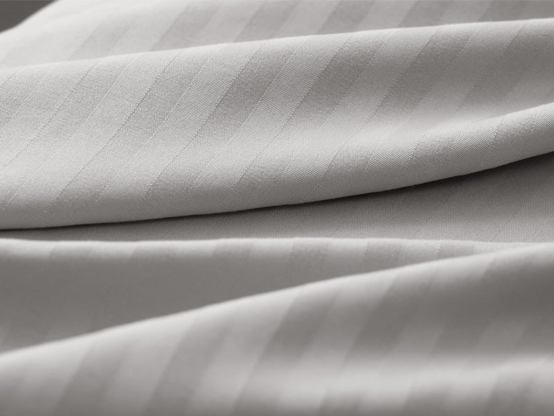 Good Nite King Duvet Cover Set - 200TC Stripe Pattern, Zipper Closure & Corner Ties