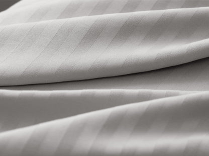 Good Nite King Duvet Cover Set - 200TC Stripe Pattern, Zipper Closure & Corner Ties